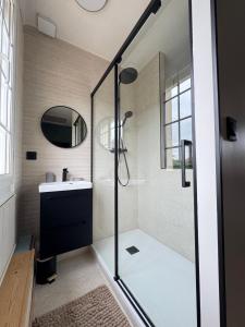 Sejours chez l'habitant Chambre 25m2 petit dejeuner en option : photos des chambres