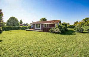 Beautiful Home In Bogense With Wifi