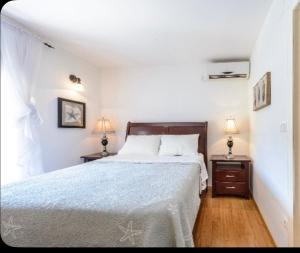 Sunny Villa, With Pool, BBQ, View, Parking