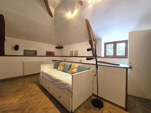 Maisons de vacances Magnifique villa en pierres au coeur de Saint Antonin Noble Val - Piscine et jardin prives -10 personnes : photos des chambres