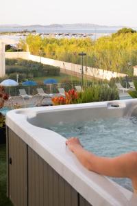 Appartements CALADEA Locations de Vacances 5 etoiles, piscine chauffee : photos des chambres