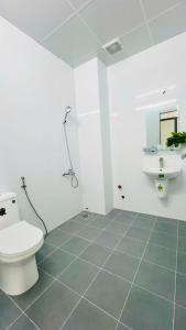 Nhà phố 7 phòng ngủ gần biển , trung tâm thành phố-1988homestay