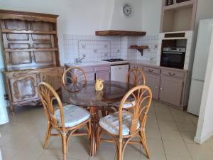 Appartements 1 er etage : photos des chambres