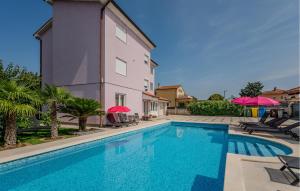 Apartment Valbandon 06