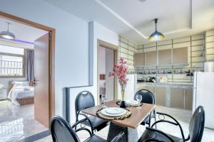 White Majorelle Duna Blanca