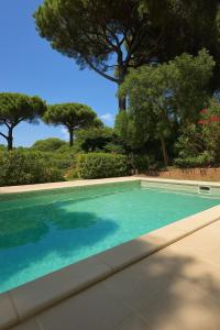 Rez-de-villa indépendant piscine clim Escalet