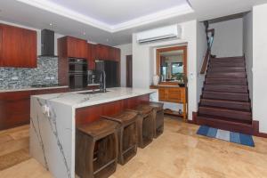 Pristine Bay 1005- Villa Loce home