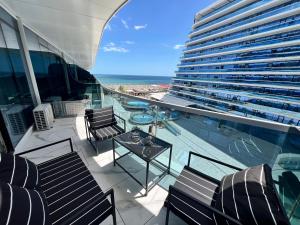 Moft Apartment by White Titanic