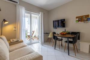 Apartment Green with Balcony