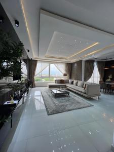 Luxury 2 Bedroom Apartment Ikoyi