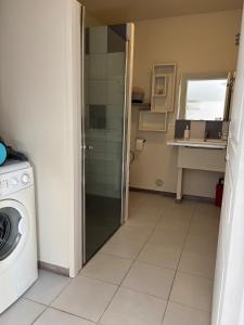 Appartements T2 climatise avec piscine : photos des chambres