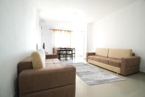 Kalpazo Golemi Plus Apartments