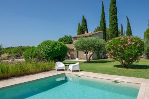 Villas L-Olivette d-Uzes YourHostHelper : photos des chambres