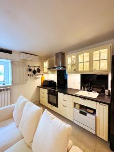 Appartements La Mouline Domaine prive pour sejour en famille ou entre amis en toute intimite : photos des chambres