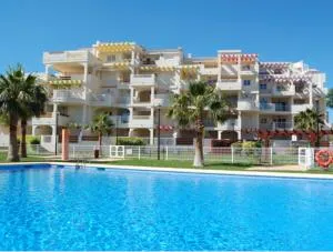 Playa Sol Apartment - Las Bovetes