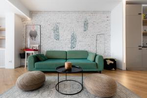 Jade I Family 1&2 BR Apartments near Pipera Plaza Mall - 3hvězdičkové hotely ve městě Voluntari