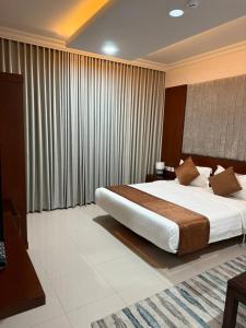 هنو للشقق المخدومة