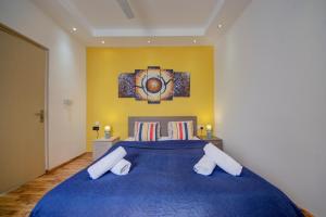 Stylish Sliema Apartments & Penthouse with Seaviews and Jacuzzis