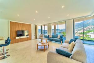 With a Pool and Sea View in Kalkan 2