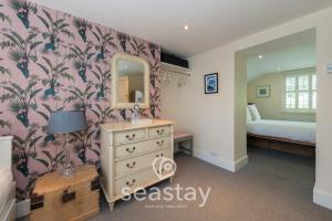 Starfish Cottage By The Beach