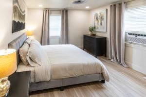 Renovated 1-Bedroom Apartment in Central Lincoln Extended Stay