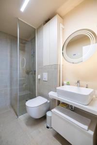 Orion New Boutique Building Apartment with private parking