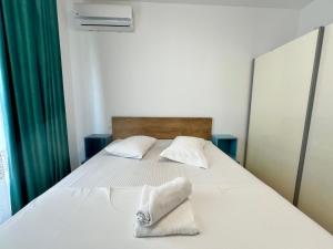 AVIATORII Modern Escape Apartment