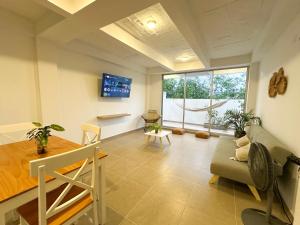 Apartment for 4 Guests in Sabanilla a few steps from the sea