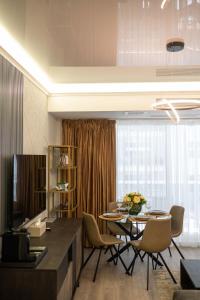 Titanic Breeze Apartment