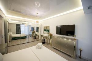 Titanic Breeze Apartment