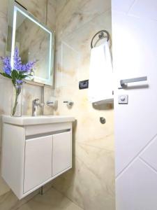 New Apartment close to Sea and Downtown