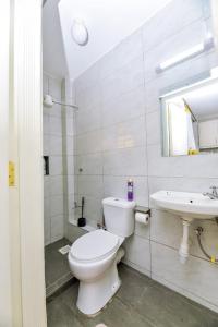 Skyline Studio Apartment