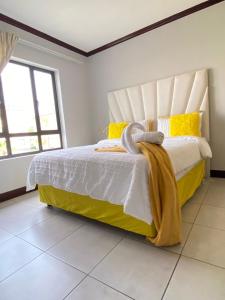 2 bed apartment- La casa de Miah Sandton