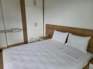 2F Saranda Apartment 3