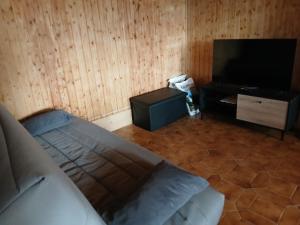 Maisons de vacances Gite chez jeantou : Maison 1 Chambre