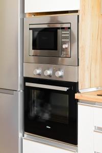 Poseidon Nest - 2BR, 360 Sea View, Office