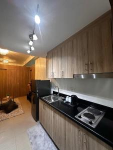 Shore2 Residence Pasay by N&R Valmont