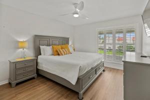 Sea La Vie by SkyRun Anna Maria