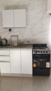 ES- Monoambiente a 150 mts de Av Pellegrini!