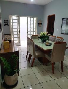 Casa aconchegante no centro de Ouro Fino