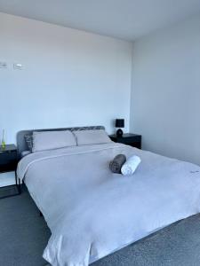 Modern & Cozy Apt CBR Free Parking