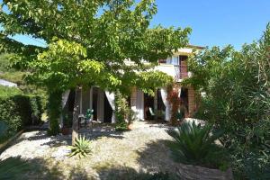 Apartments with parking space Banjol, Rab - 24672