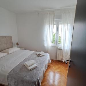 Apartments with parking space Slatine, Ciovo - 24699