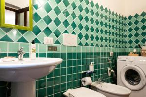 Minerva's House img65