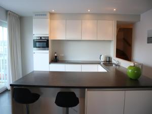 Dockside 0303 with top location