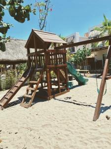 Casa Punta Esmeralda Beach, Pools, Kayaks