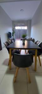 Elegante y amplio departamento en planta baja