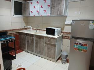 شقة عصرية بحي السلامة