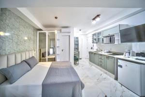 Lindo Estúdio no Brooklin a 50 metros do Metrô