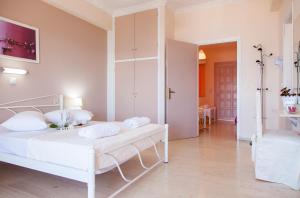 Tasoula Studios & Apartments Lefkada Greece